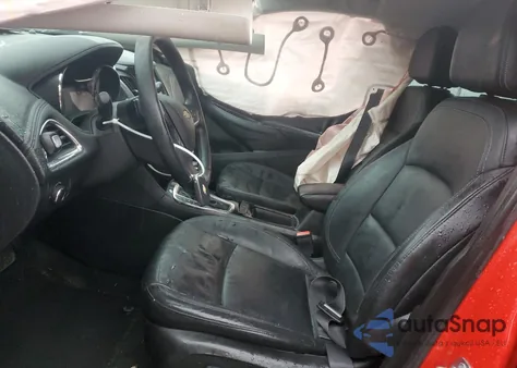 2017 Chevrolet Cruze Premier z USA, uszkodzony, nr VIN 1G1BF5SM2H7105350